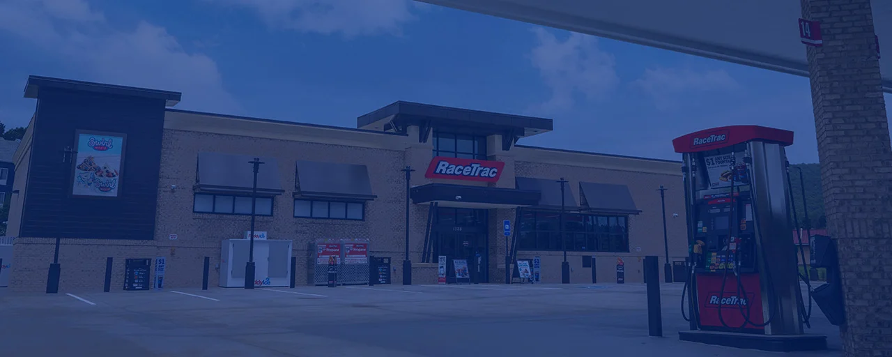 RaceTrac front of house gradient