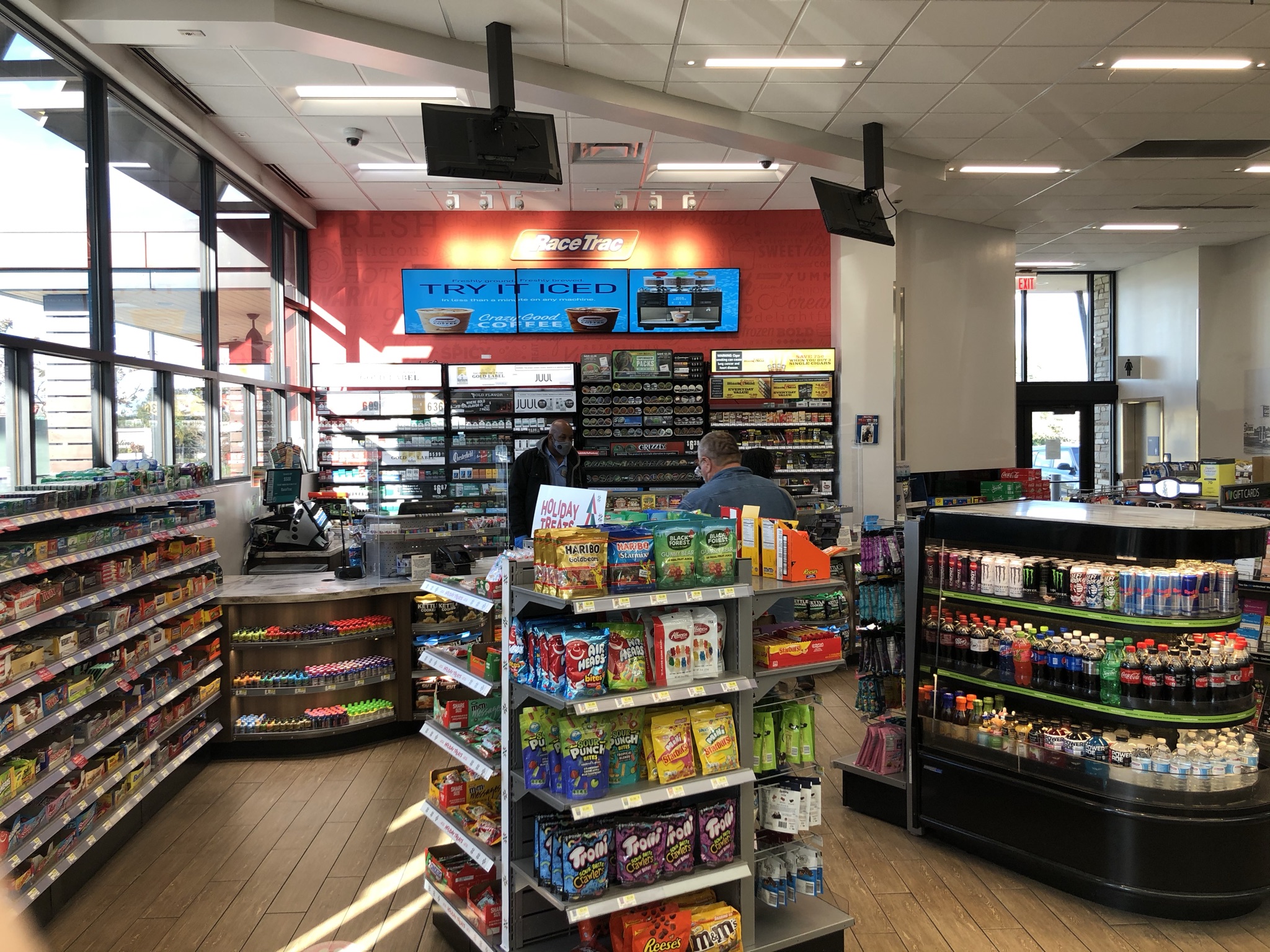 Available property at RaceTrac Store Interior 