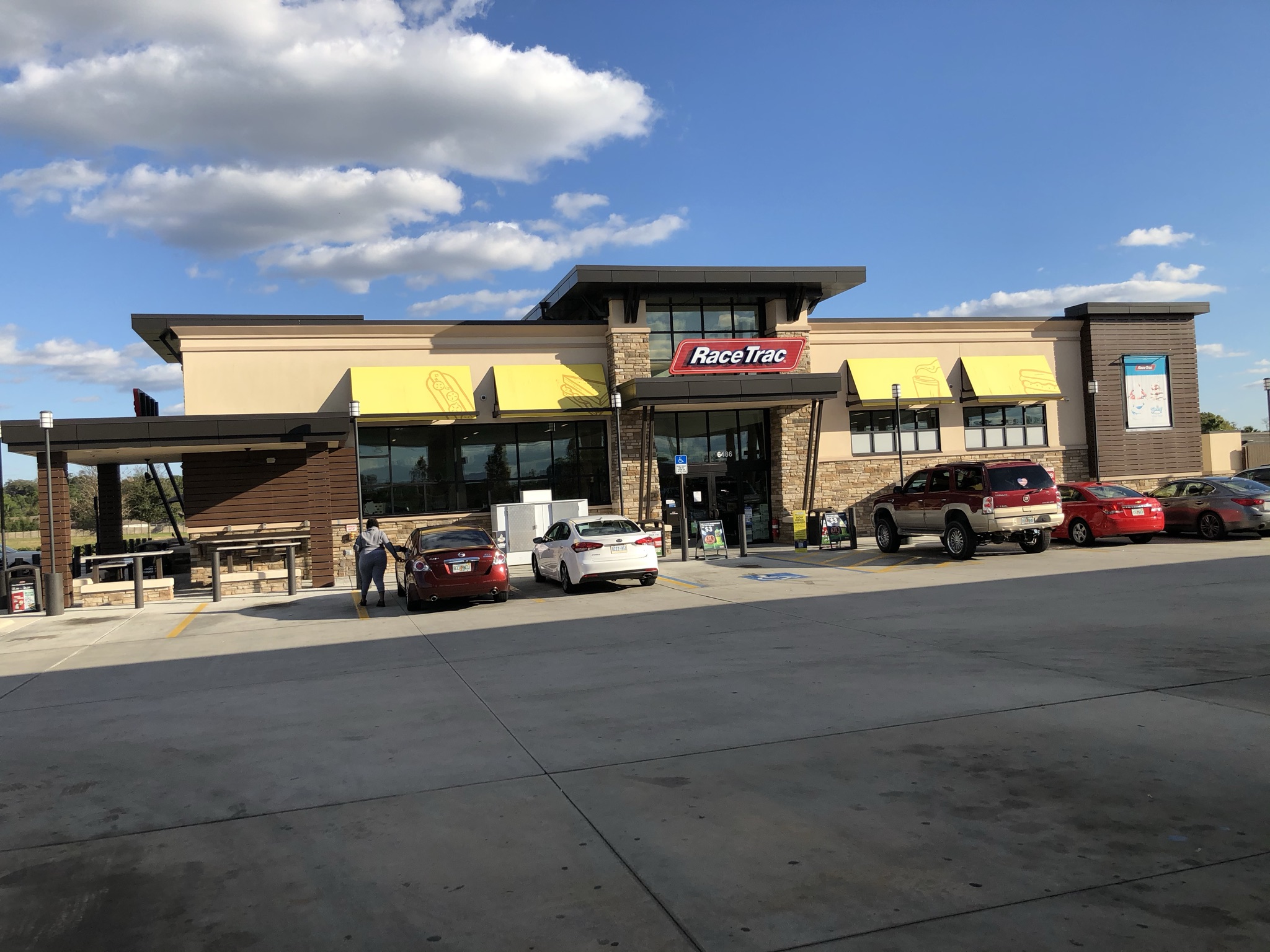 Available property at RaceTrac Exterior 